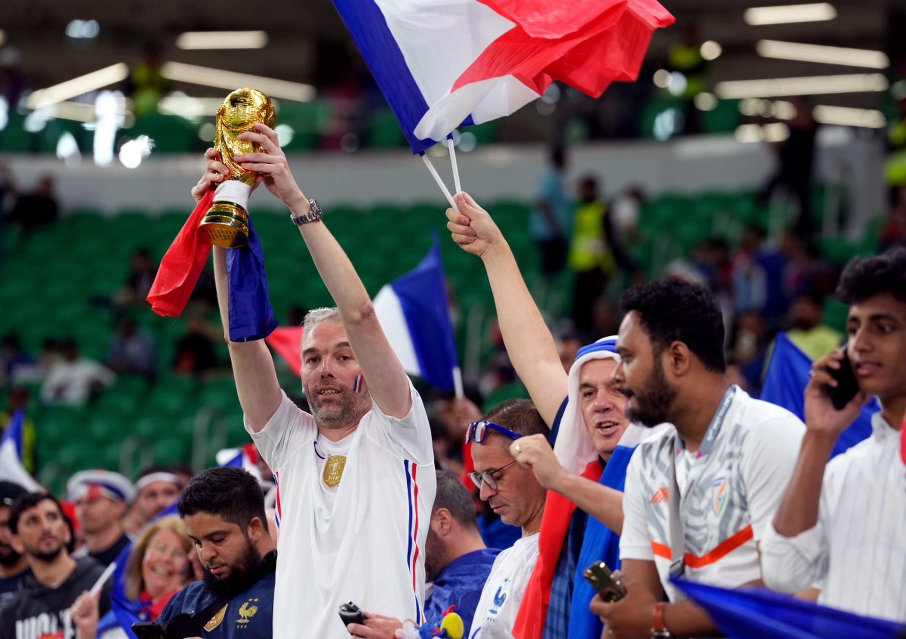 俄罗斯篮球联赛决赛:莫斯科中心队夺得冠军(俄罗斯篮球联赛决赛莫斯科中心队夺得冠军了吗) 俄罗斯篮球联赛决赛:莫斯科中心队夺得冠军(俄罗斯篮球联赛决赛莫斯科中心队夺得冠军了吗)