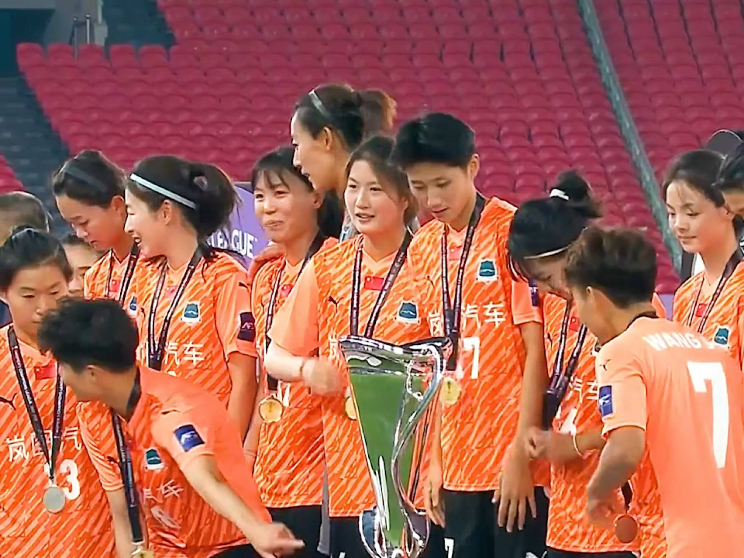 kaiyun-强队：女足比赛巨星阵容迎战挑战